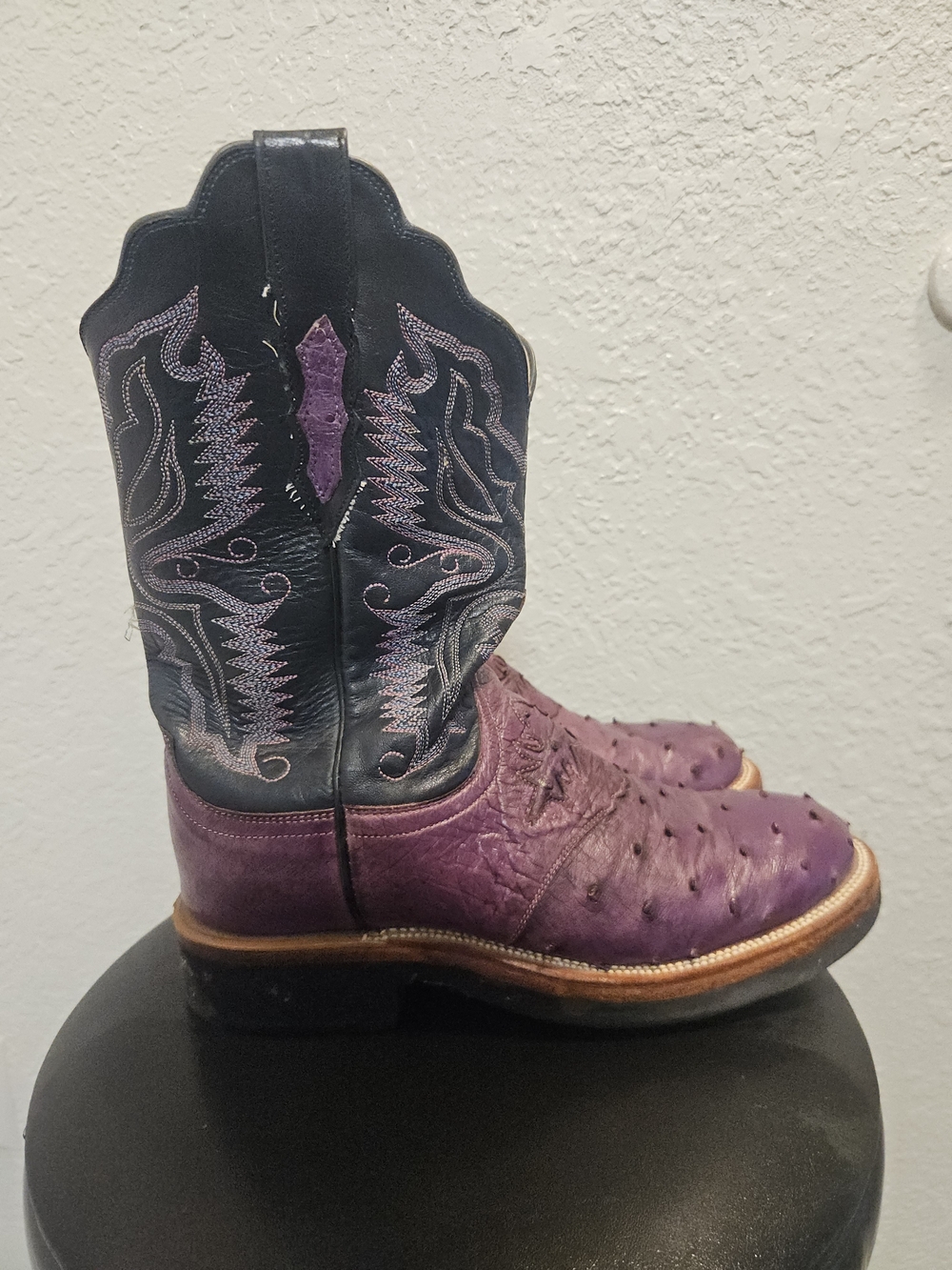 Lucchese 2000 Purple Womens Cowboy Western Boots.Full Quill Ostrich